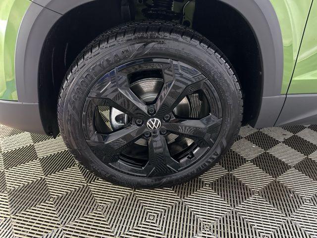 new 2025 Volkswagen Taos car, priced at $33,431