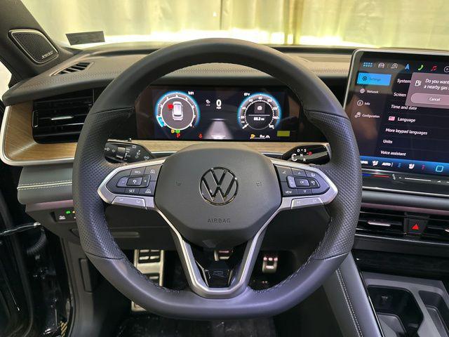 new 2025 Volkswagen Tiguan car, priced at $40,310