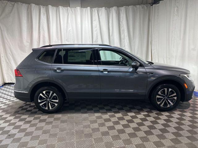 new 2024 Volkswagen Tiguan car, priced at $28,892