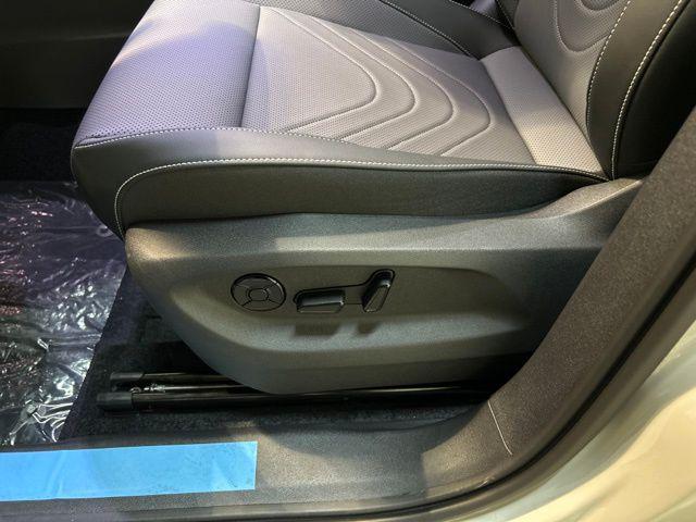 new 2025 Volkswagen Tiguan car, priced at $37,479