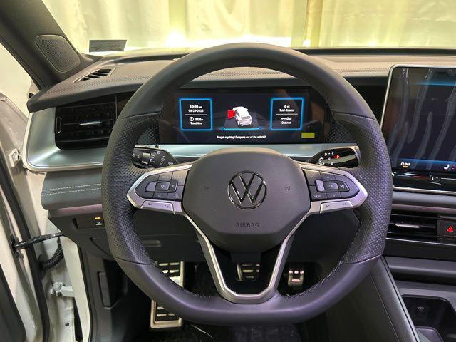 new 2025 Volkswagen Tiguan car, priced at $37,479