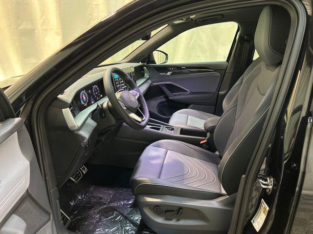 new 2025 Volkswagen Tiguan car, priced at $37,100
