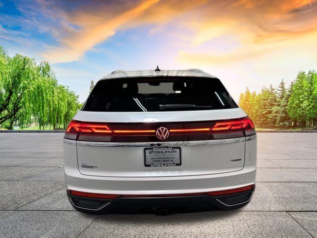 new 2026 Volkswagen Atlas Cross Sport car, priced at $46,212