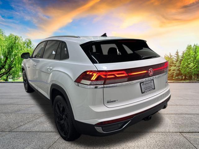 new 2026 Volkswagen Atlas Cross Sport car, priced at $46,212