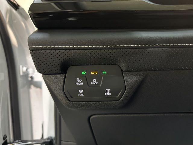 new 2026 Volkswagen Atlas Cross Sport car, priced at $46,212