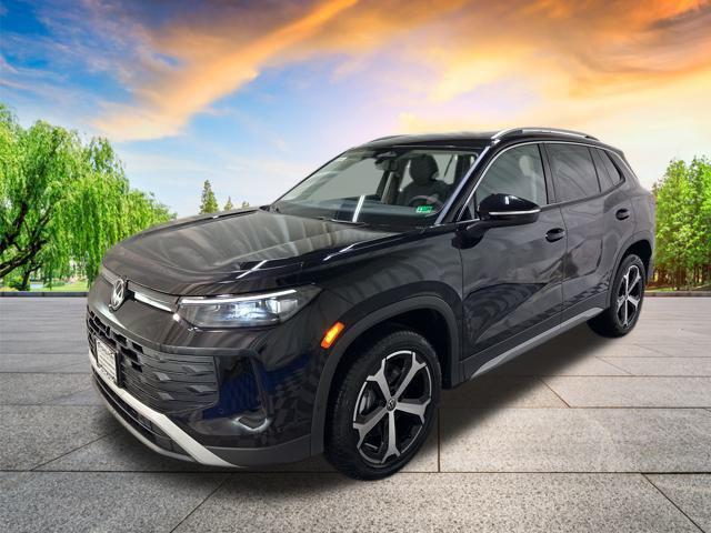 new 2025 Volkswagen Tiguan car, priced at $35,050