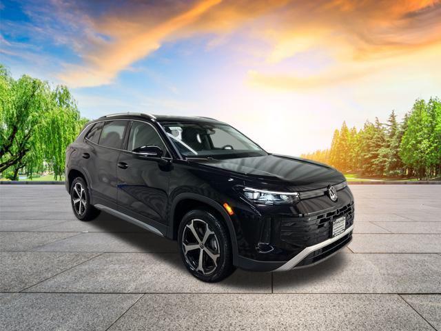 new 2025 Volkswagen Tiguan car, priced at $35,050