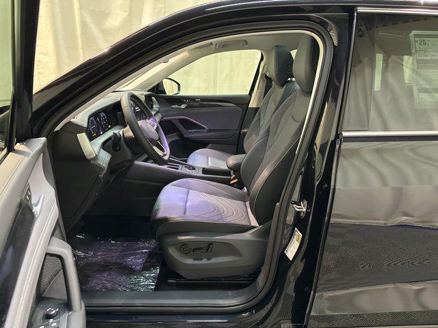 new 2025 Volkswagen Tiguan car, priced at $35,050