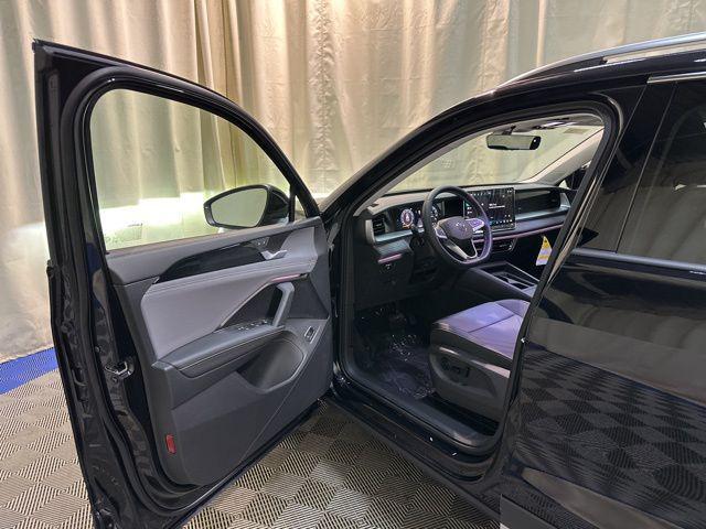 new 2025 Volkswagen Tiguan car, priced at $35,050