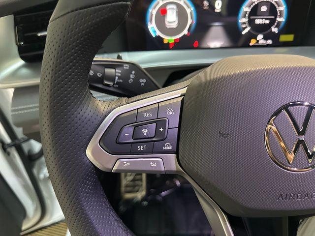 new 2025 Volkswagen Tiguan car, priced at $34,189