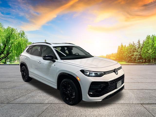 new 2025 Volkswagen Tiguan car, priced at $34,189