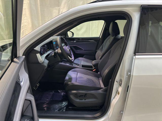 new 2025 Volkswagen Tiguan car, priced at $34,189