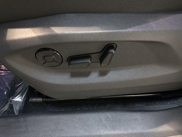 new 2025 Volkswagen Tiguan car, priced at $34,189