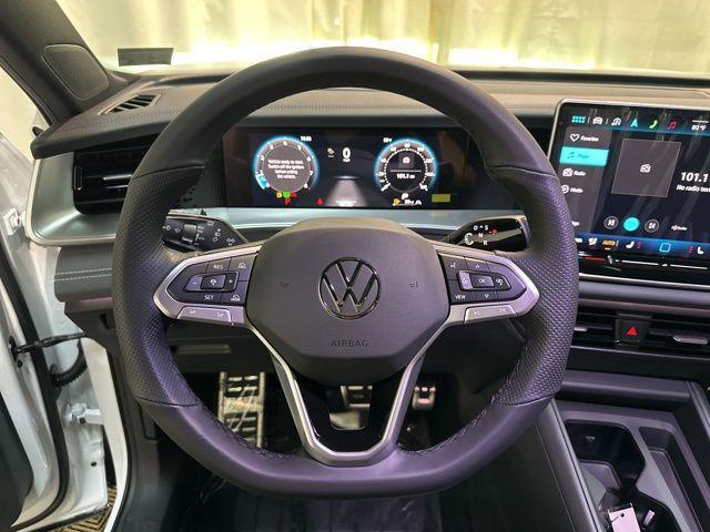 new 2025 Volkswagen Tiguan car, priced at $34,189