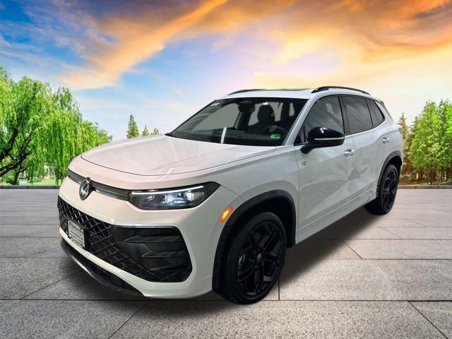 new 2025 Volkswagen Tiguan car, priced at $34,189