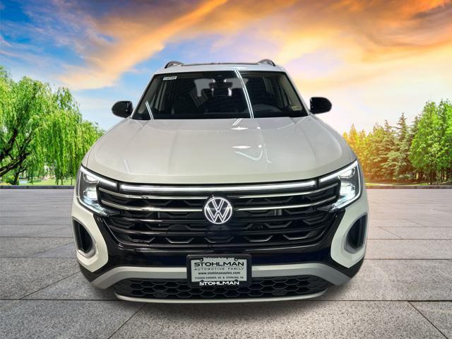 new 2024 Volkswagen Atlas car, priced at $47,612