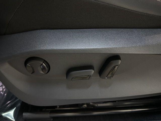used 2024 Volkswagen Tiguan car, priced at $32,204