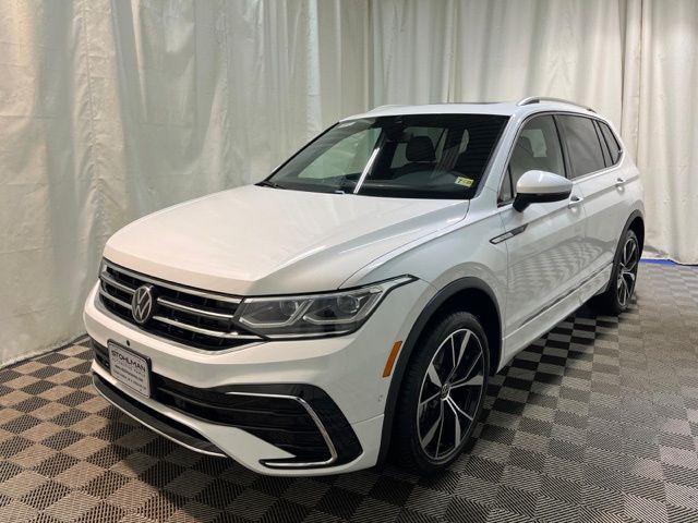 new 2024 Volkswagen Tiguan car, priced at $37,593