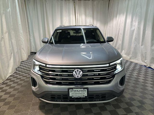 new 2025 Volkswagen Atlas car, priced at $47,286