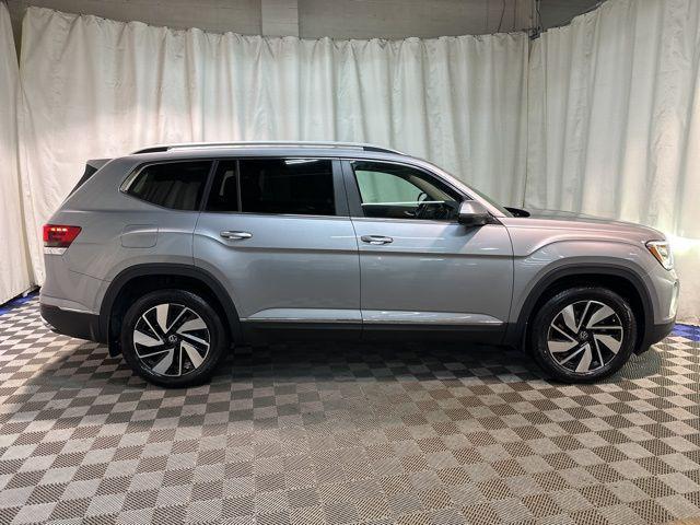 new 2025 Volkswagen Atlas car, priced at $47,286