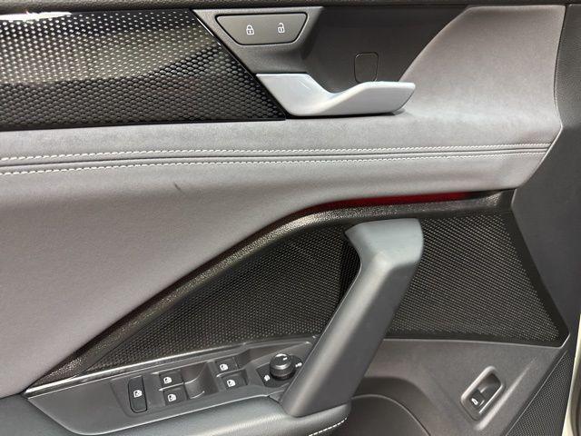 new 2026 Volkswagen Tiguan car, priced at $38,724