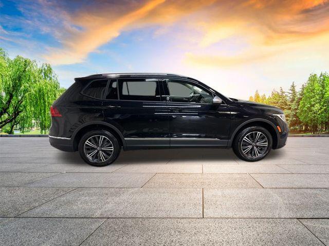 new 2024 Volkswagen Tiguan car, priced at $31,309