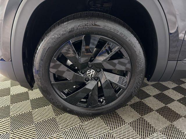 new 2026 Volkswagen Atlas car, priced at $46,059