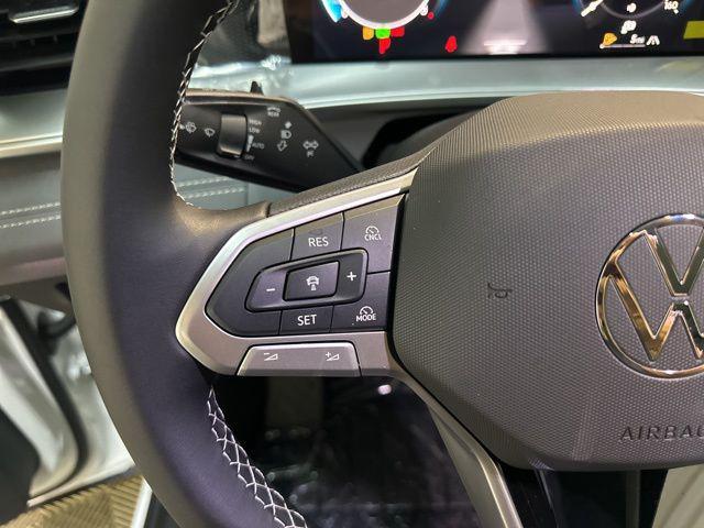 new 2025 Volkswagen Tiguan car, priced at $31,675