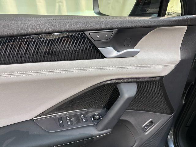 new 2025 Volkswagen Tiguan car, priced at $34,323