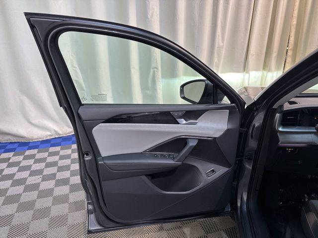 new 2025 Volkswagen Tiguan car, priced at $34,323