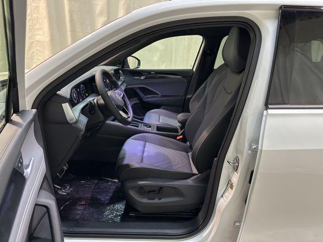 new 2025 Volkswagen Tiguan car, priced at $36,063