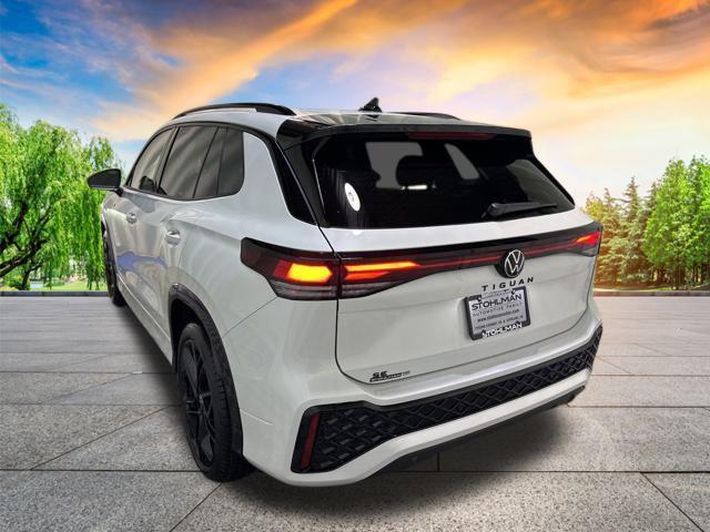 new 2025 Volkswagen Tiguan car, priced at $36,063