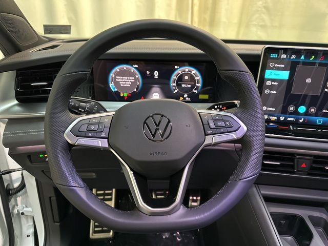 new 2025 Volkswagen Tiguan car, priced at $36,063