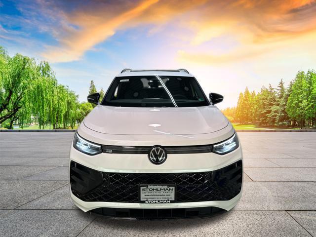 new 2025 Volkswagen Tiguan car, priced at $36,063