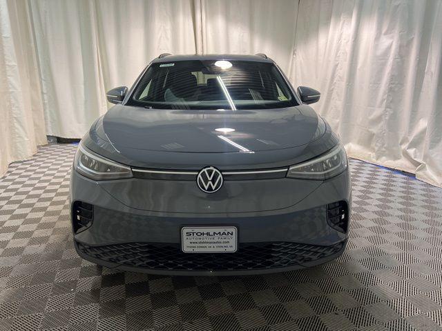 new 2024 Volkswagen ID.4 car, priced at $33,949