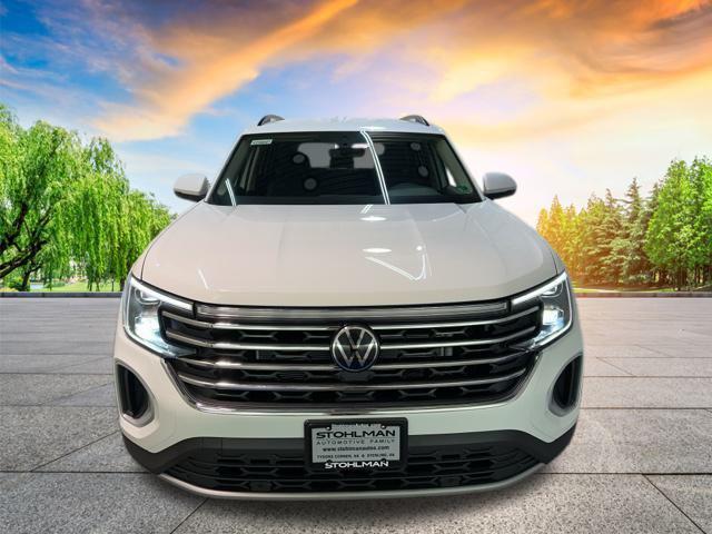 new 2025 Volkswagen Atlas car, priced at $38,198