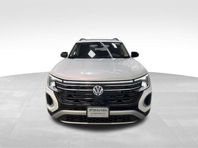 new 2024 Volkswagen Atlas car, priced at $49,703