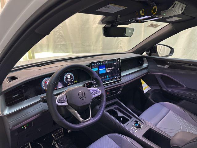 new 2025 Volkswagen Tiguan car, priced at $34,916