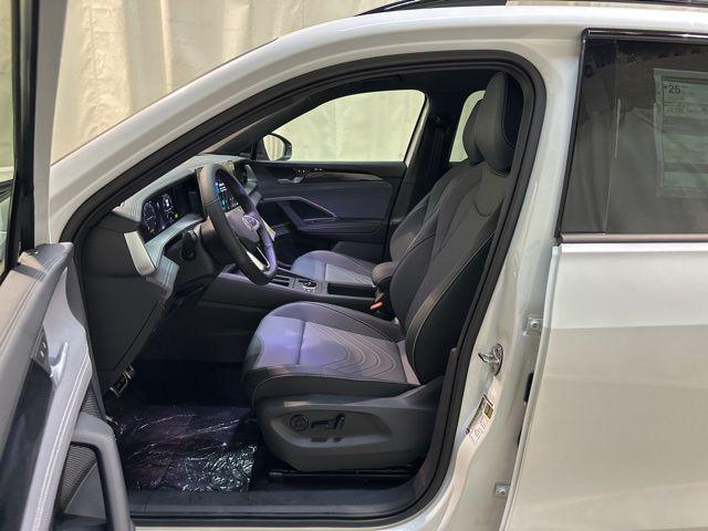 new 2025 Volkswagen Tiguan car, priced at $34,916