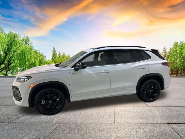 new 2025 Volkswagen Tiguan car, priced at $34,916