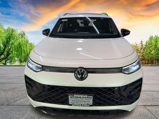new 2025 Volkswagen Tiguan car, priced at $38,287