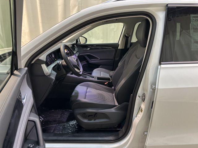 new 2026 Volkswagen Tiguan car, priced at $35,201