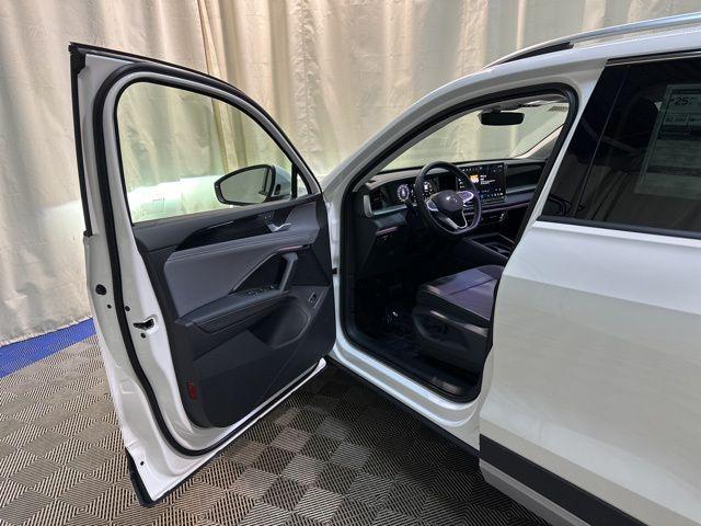 new 2026 Volkswagen Tiguan car, priced at $35,201
