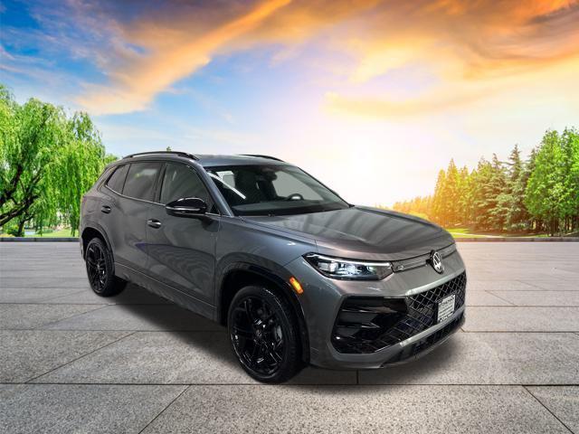 new 2025 Volkswagen Tiguan car, priced at $34,236