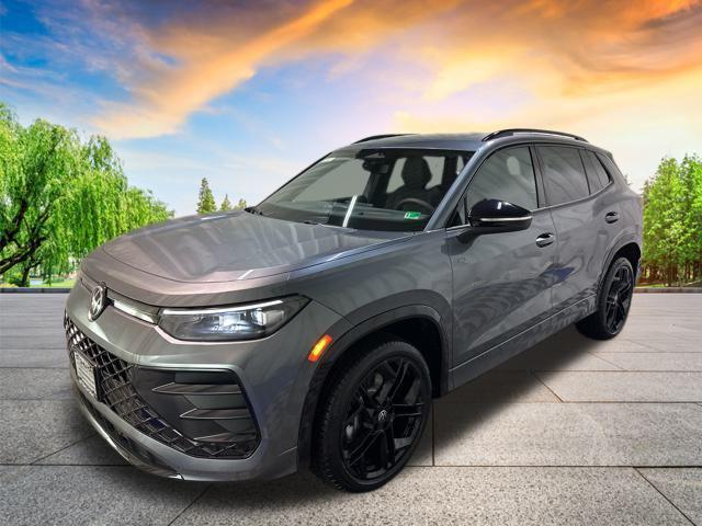 new 2025 Volkswagen Tiguan car, priced at $34,236