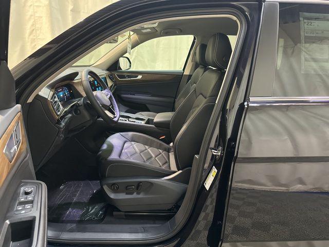 new 2026 Volkswagen Atlas car, priced at $40,928
