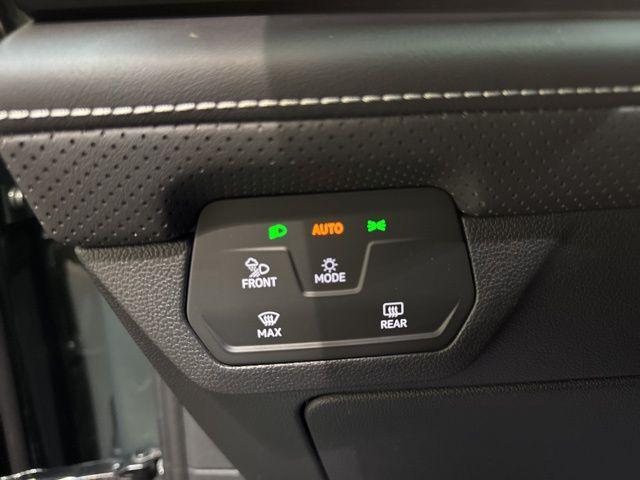 new 2026 Volkswagen Atlas car, priced at $44,309