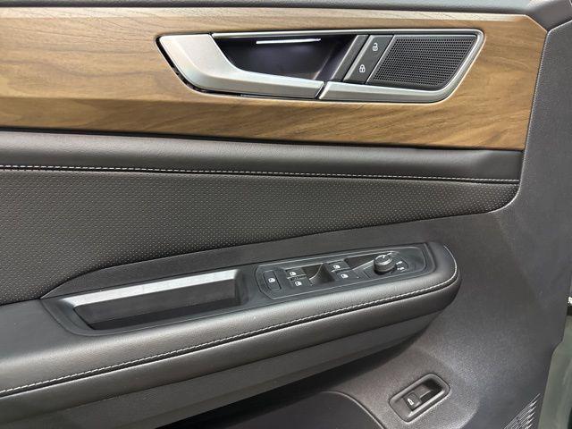 new 2026 Volkswagen Atlas car, priced at $44,309