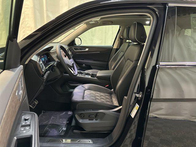 new 2026 Volkswagen Atlas car, priced at $54,053