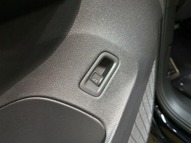 new 2026 Volkswagen Atlas car, priced at $54,053